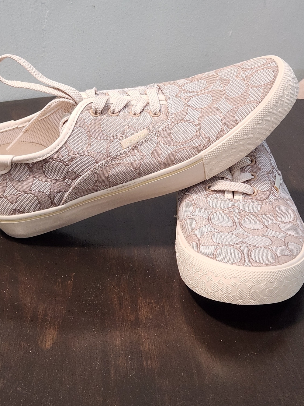 Coach CitySole Skate Sneakers Womens 9B Beige Signature Logo Print Designer Shoe